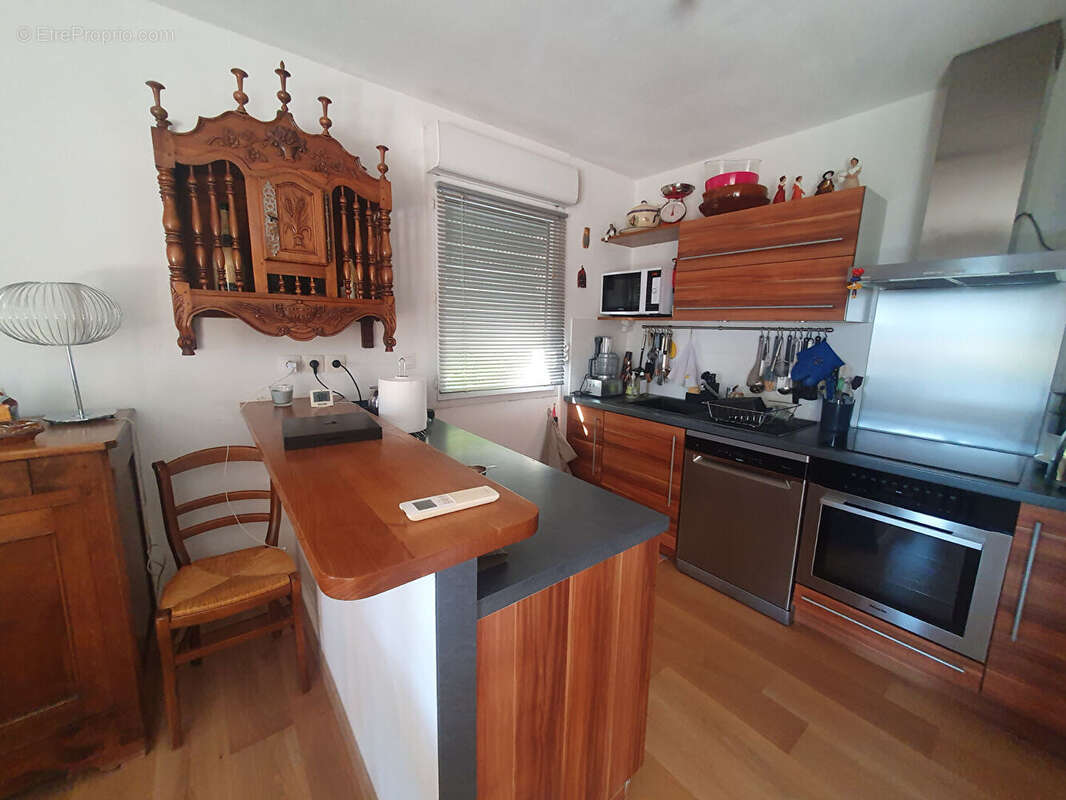 Appartement à UCHAUD