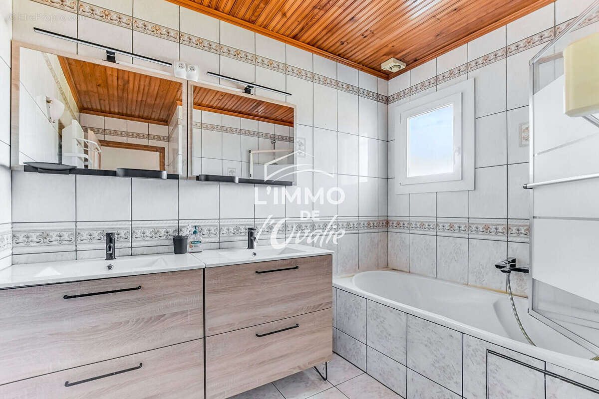 Maison à SAINT-JORY