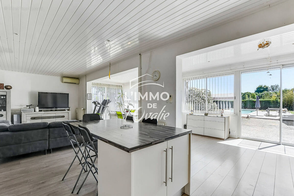 Maison à SAINT-JORY