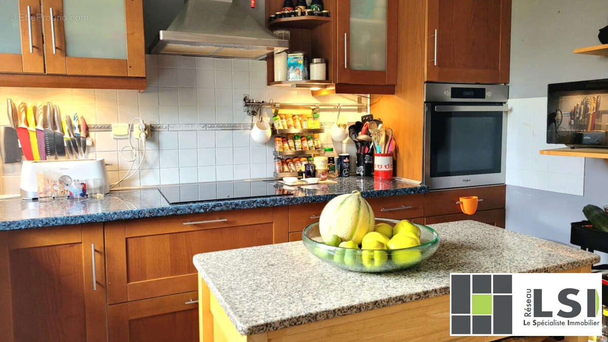 Maison à BARZY-EN-THIERACHE