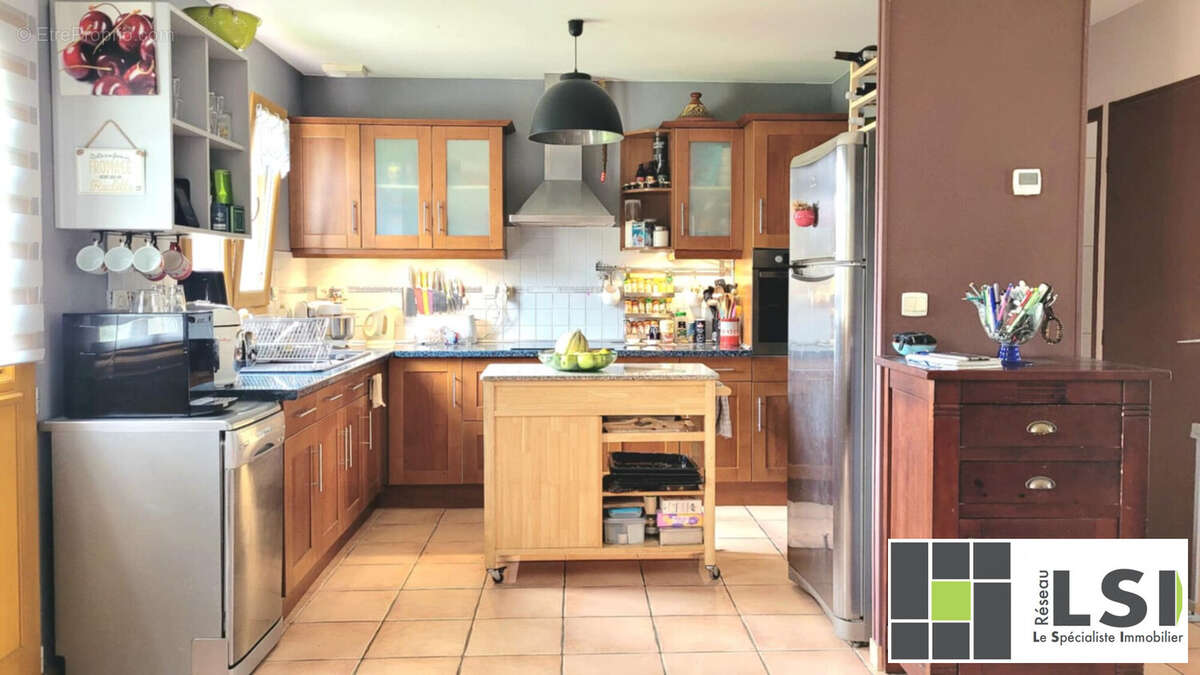 Maison à BARZY-EN-THIERACHE