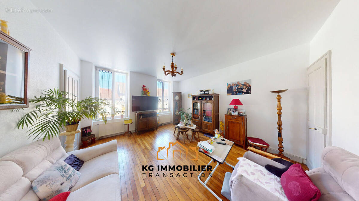 Appartement à CELLES-SUR-PLAINE