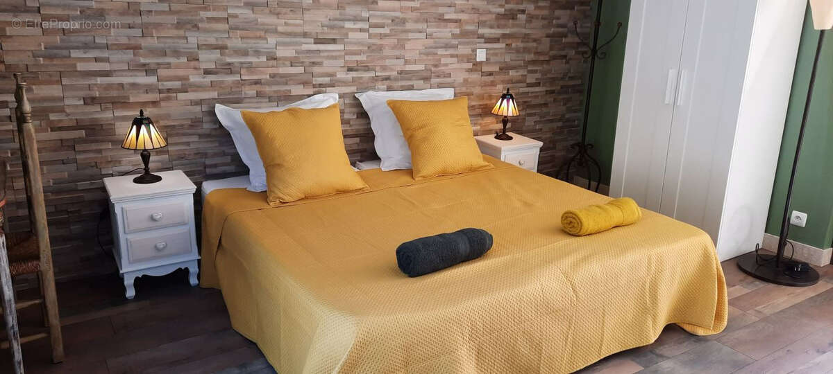 Maison à LABASTIDE-DE-VIRAC