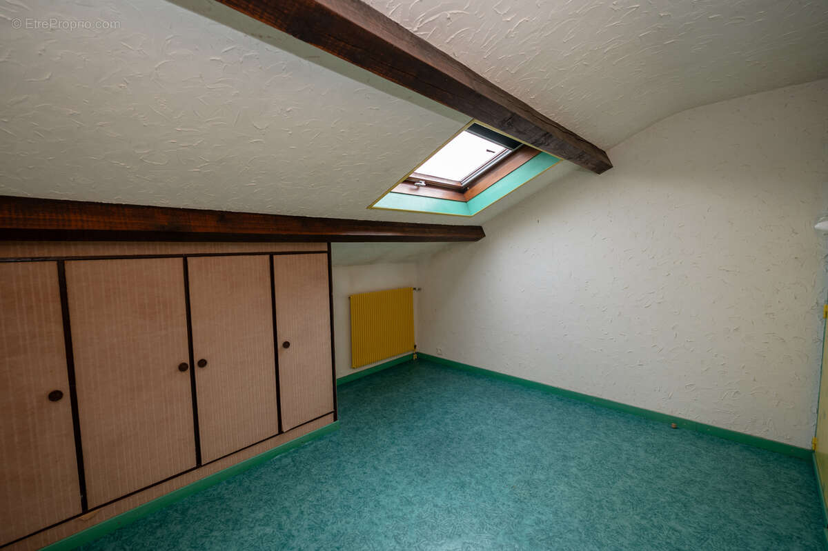 Maison à COURVIERES