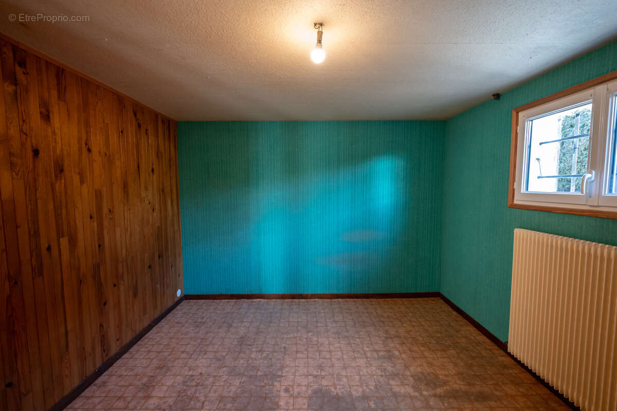 Maison à COURVIERES