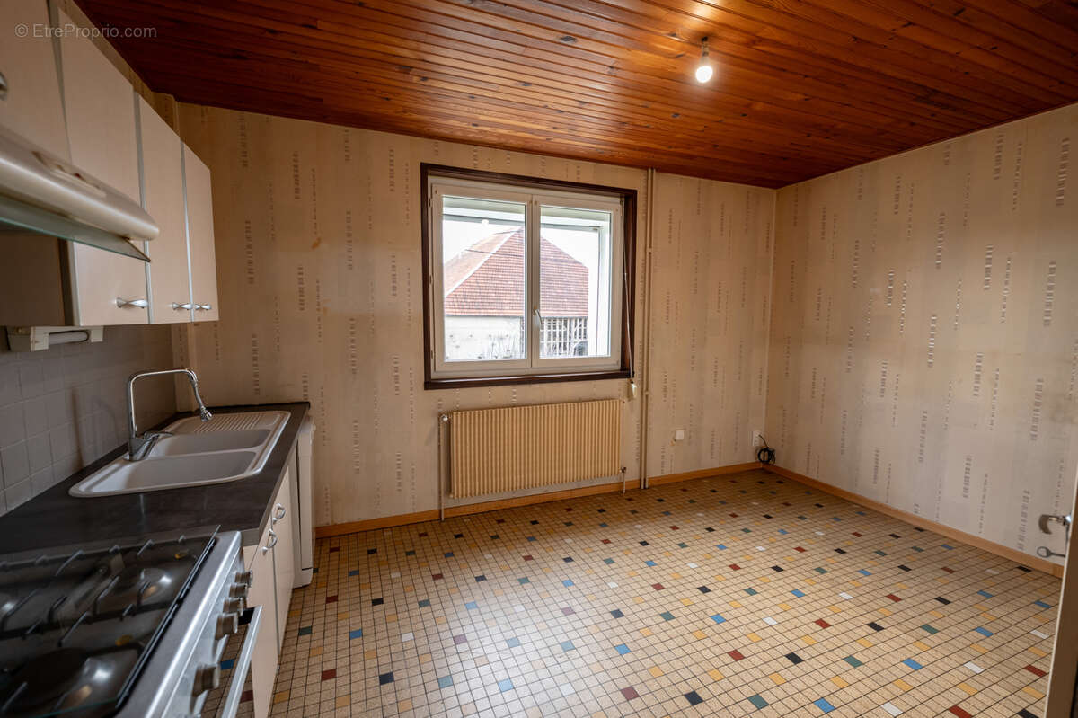 Maison à COURVIERES