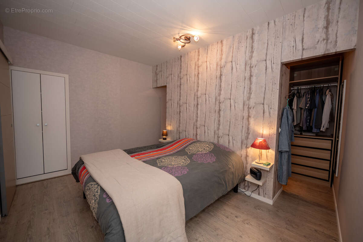 Appartement à FRASNE