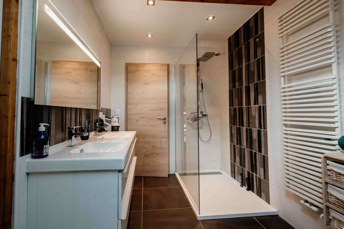 Maison à OYE-ET-PALLET