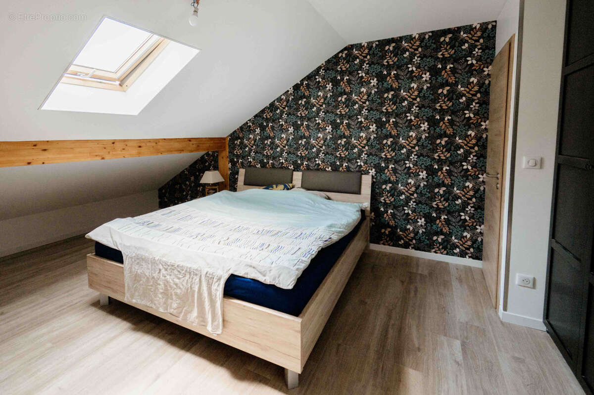 Maison à OYE-ET-PALLET