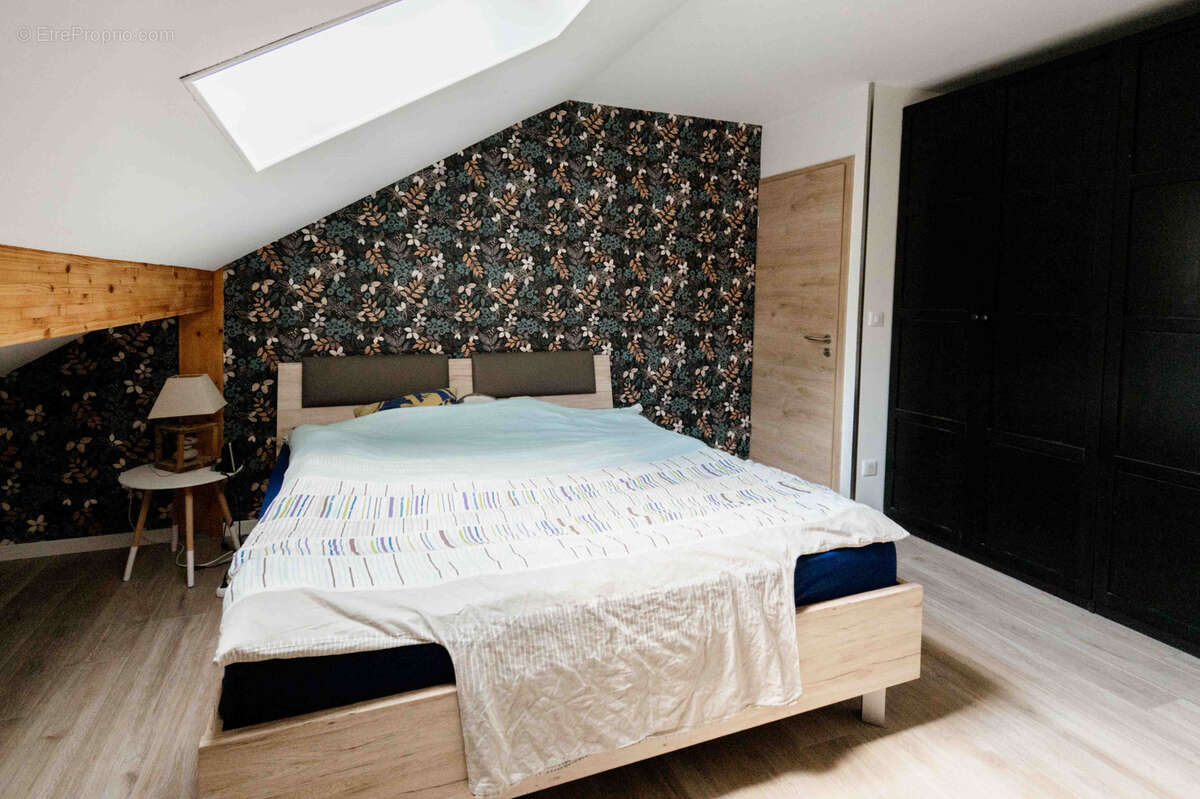 Maison à OYE-ET-PALLET