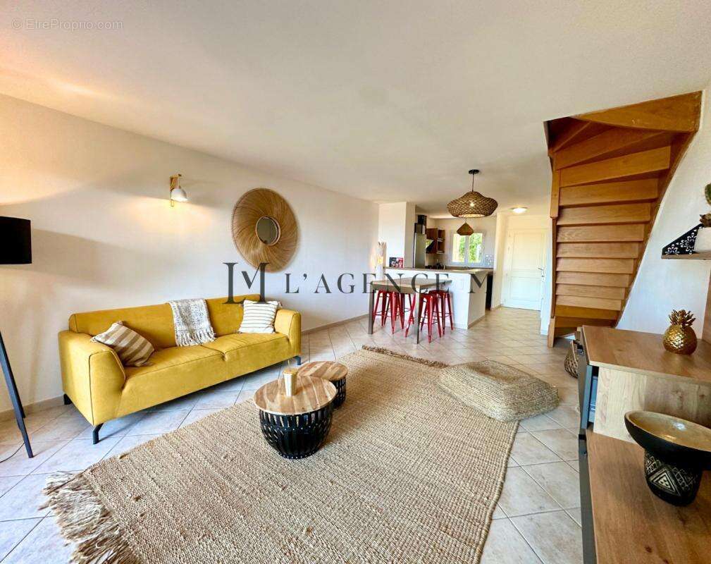 Appartement à CALVI