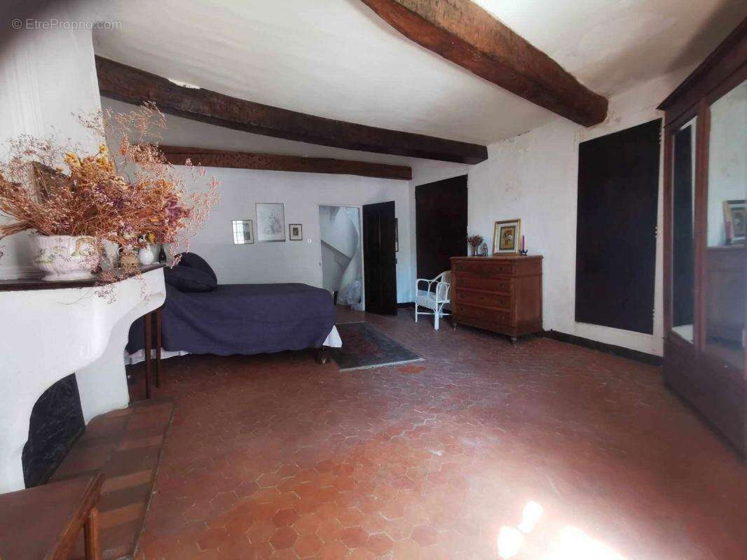 Maison à MOUSTIERS-SAINTE-MARIE