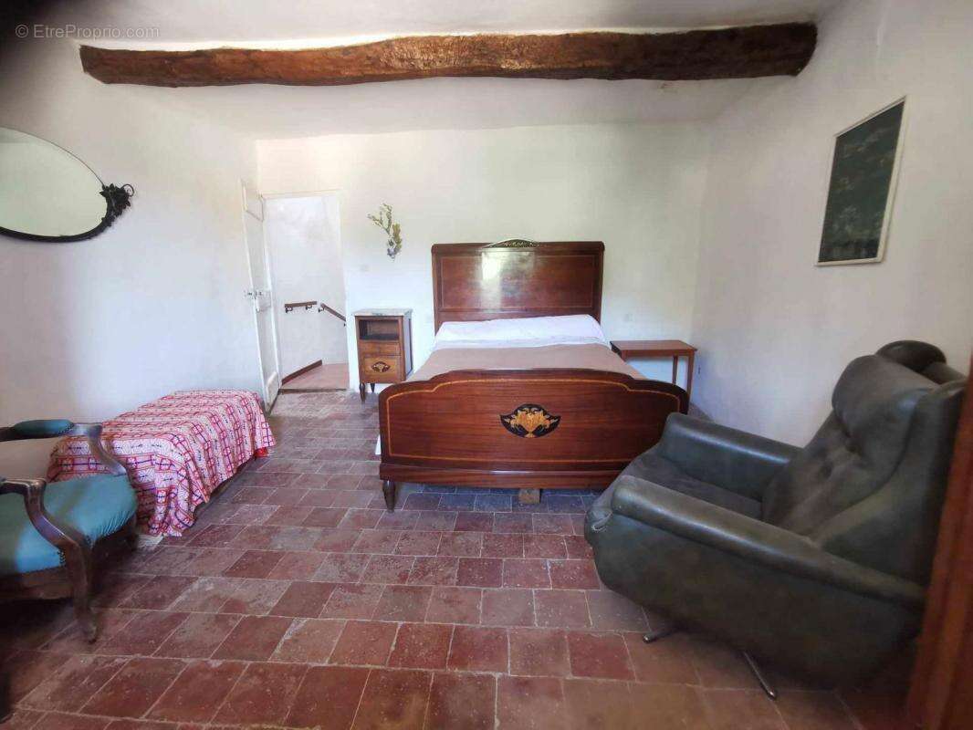 Maison à MOUSTIERS-SAINTE-MARIE