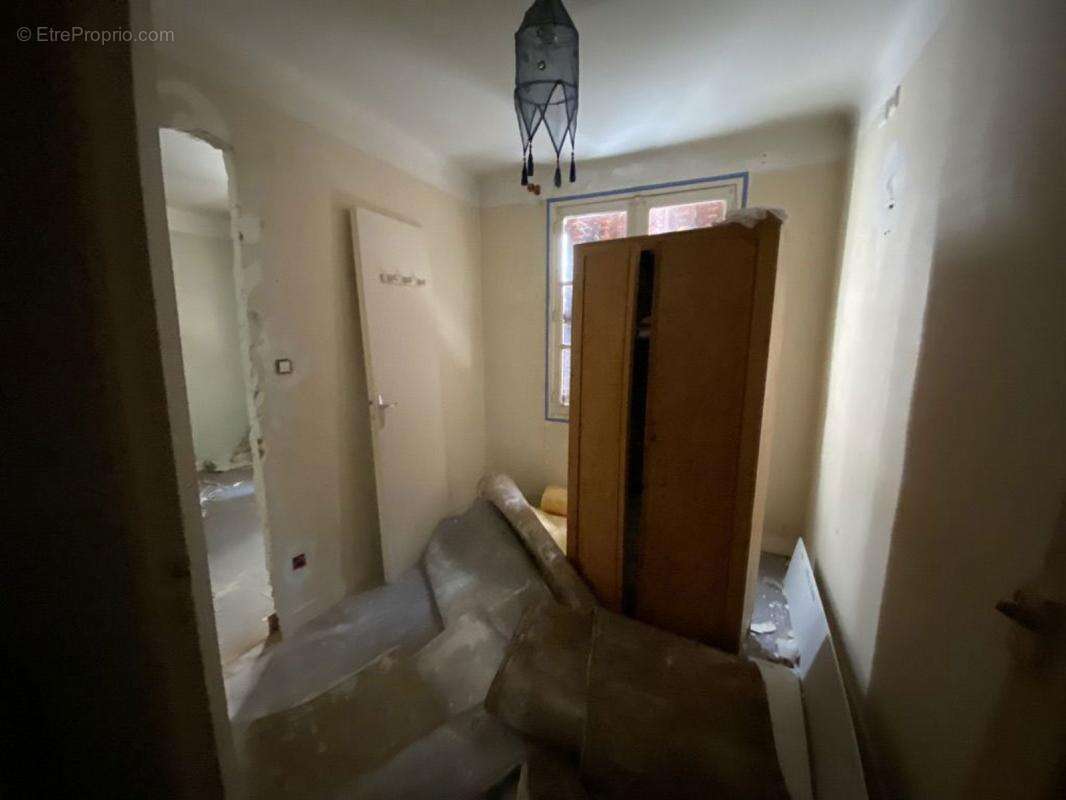 Commerce à TERRASSON-LAVILLEDIEU