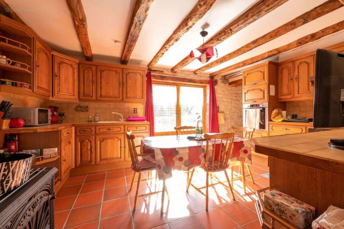 Maison à GINOUILLAC