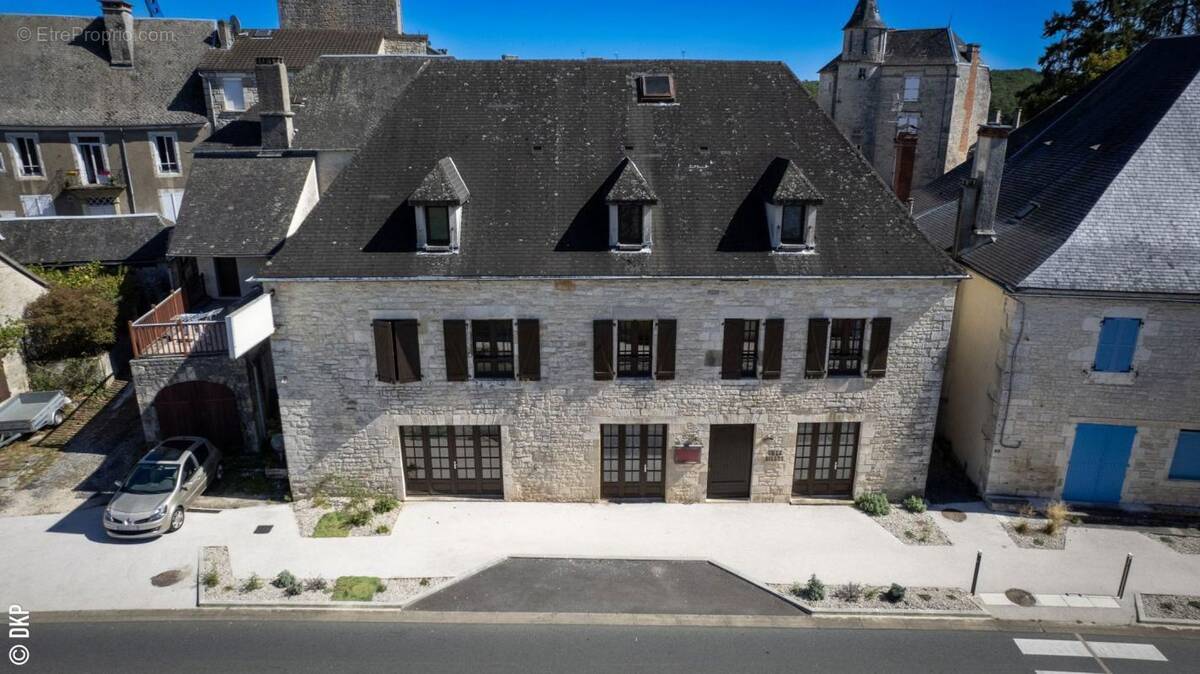 Commerce à CRESSENSAC