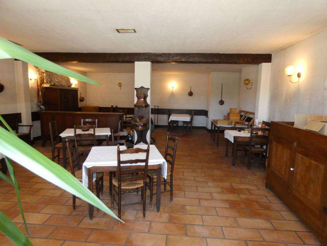 Commerce à CRESSENSAC