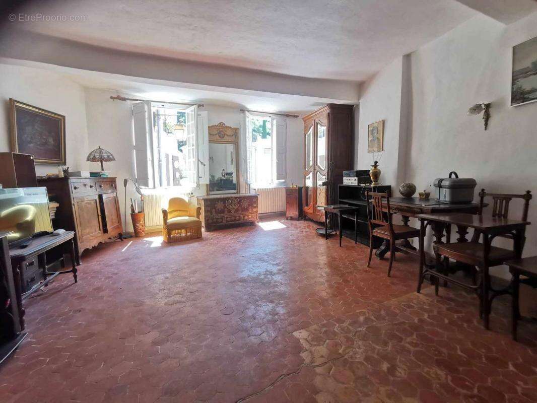 Maison à MOUSTIERS-SAINTE-MARIE