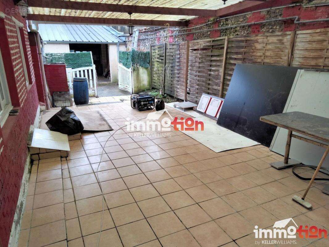 Commerce à GAMACHES