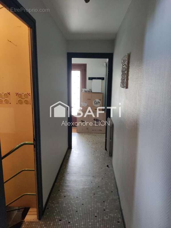 Photo 7 - Commerce à NIORT