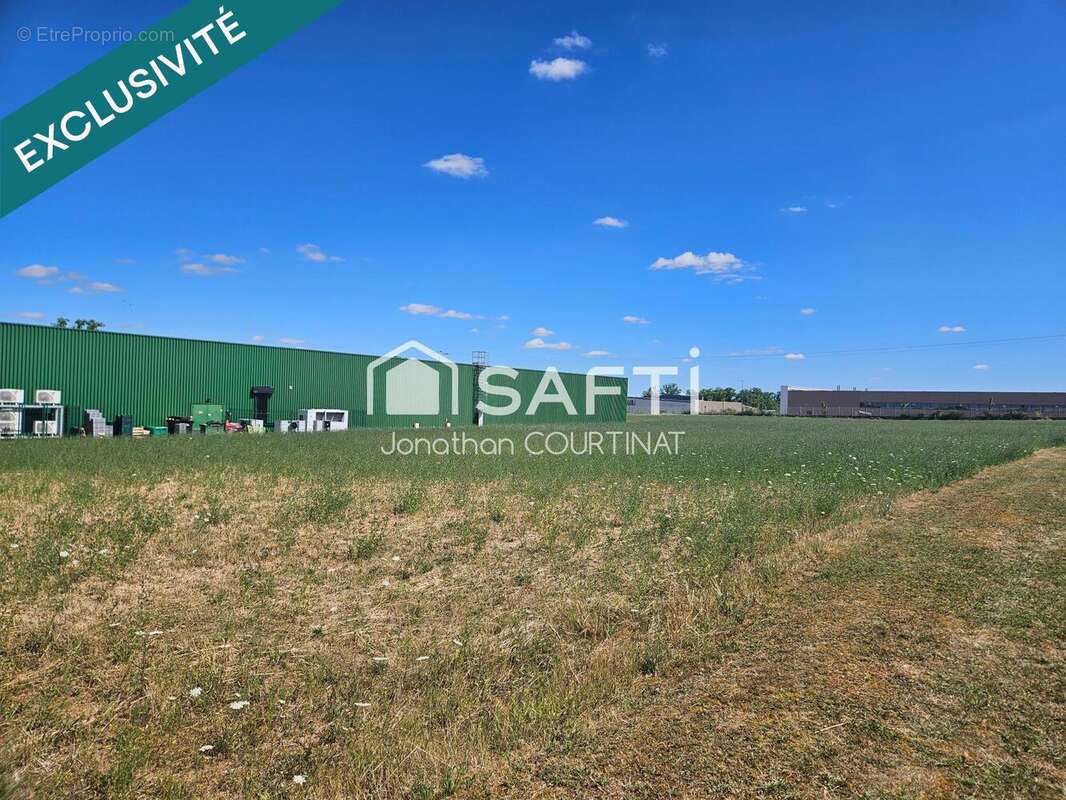Photo 2 - Terrain à GANNAT