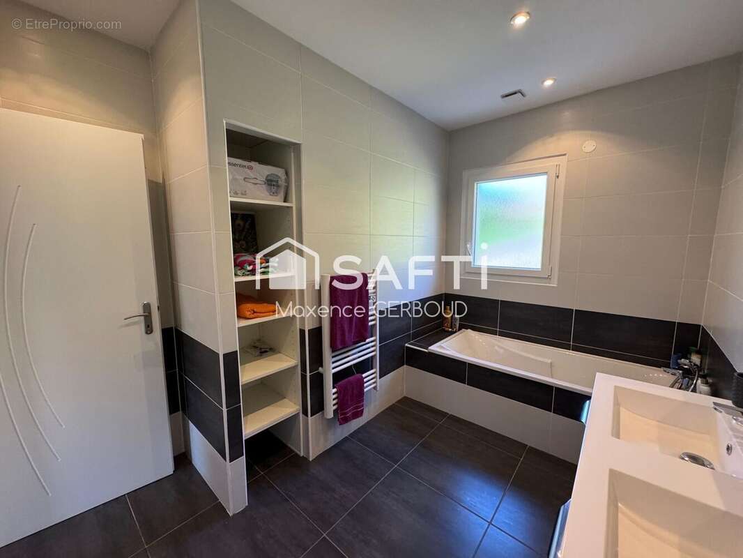 Photo 9 - Maison à SAINT-QUENTIN-SUR-ISERE