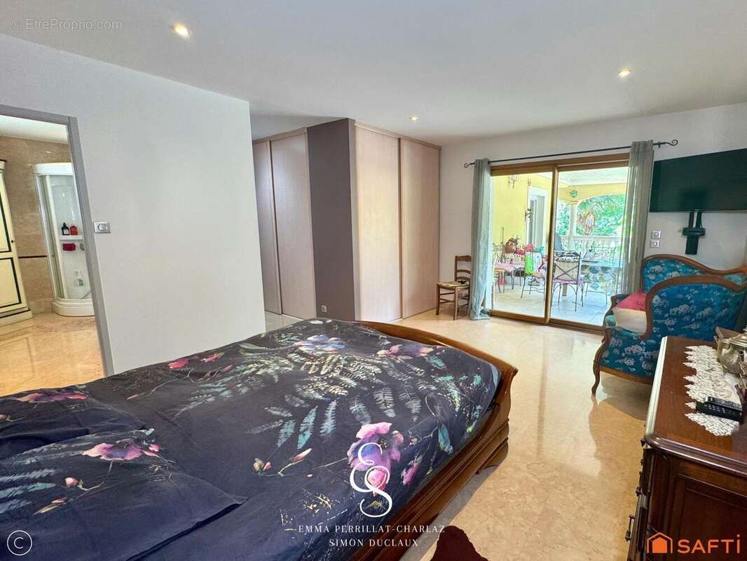 Photo 8 - Maison à VILLEVOCANCE