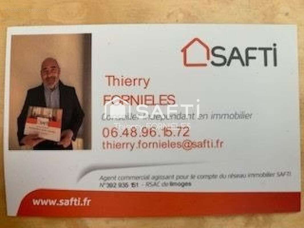 Photo 6 - Terrain à SAINT-JUST-LE-MARTEL