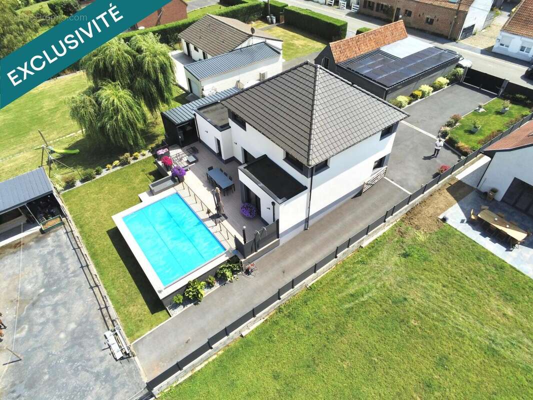 Photo 2 - Maison à COUTICHES