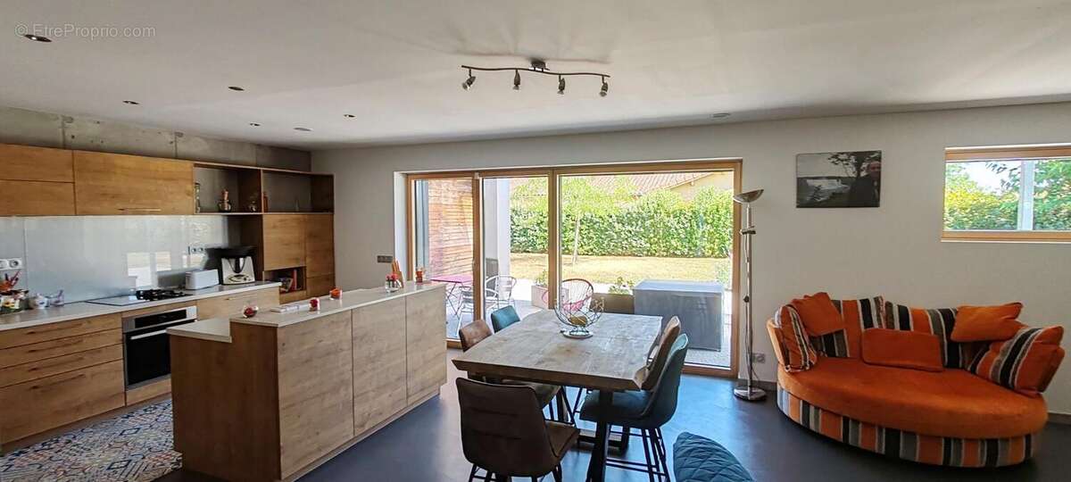 Photo 5 - Maison à PEROUGES