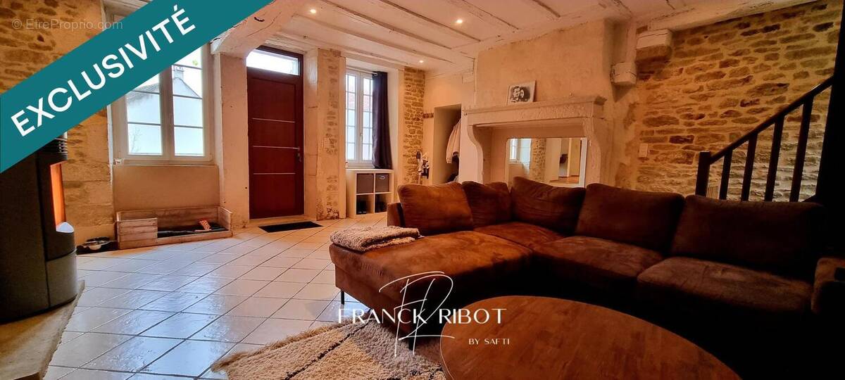 Photo 1 - Maison à AVALLON