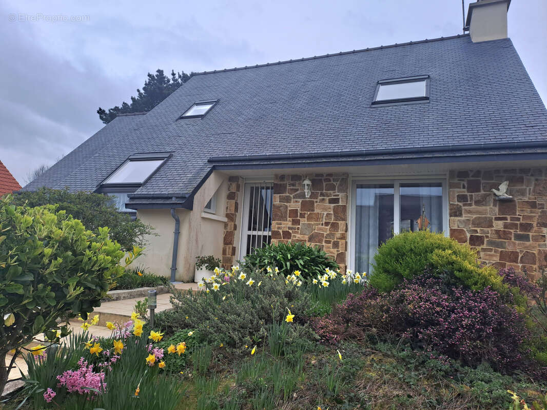 Maison à TREBEURDEN