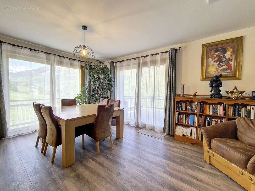 Maison à SAINT-MARTIN-DE-BELLEVILLE