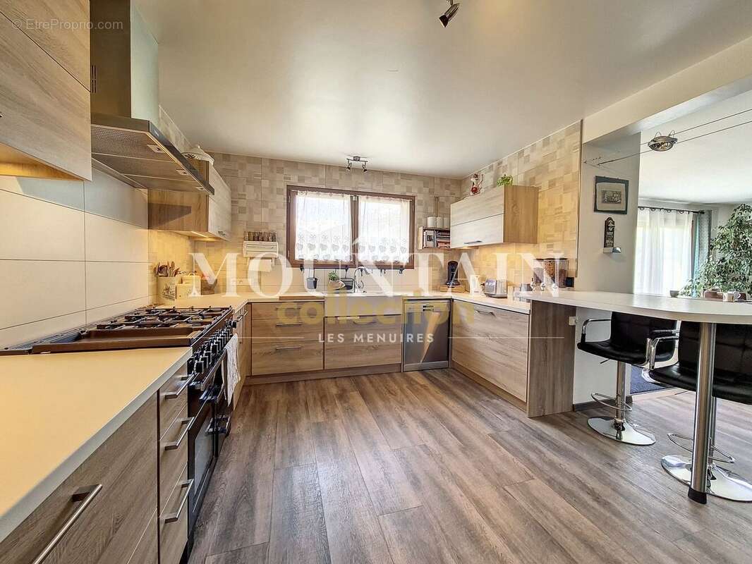 Maison à SAINT-MARTIN-DE-BELLEVILLE