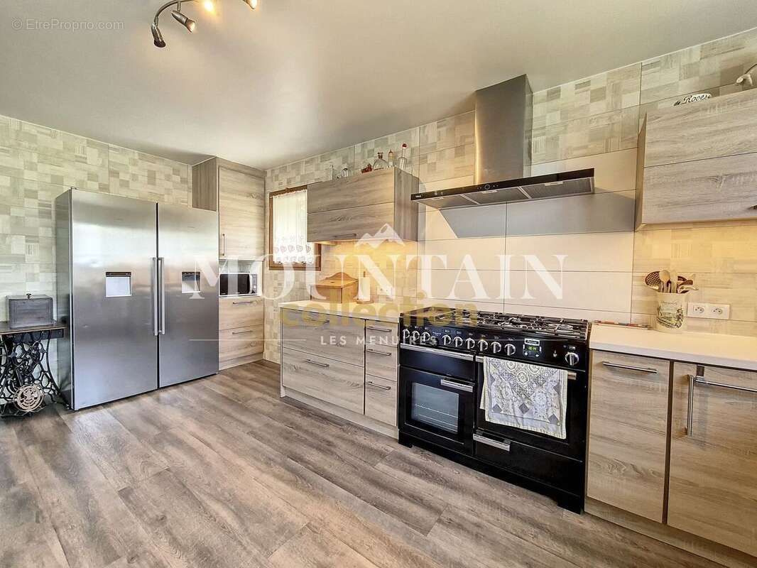 Maison à SAINT-MARTIN-DE-BELLEVILLE