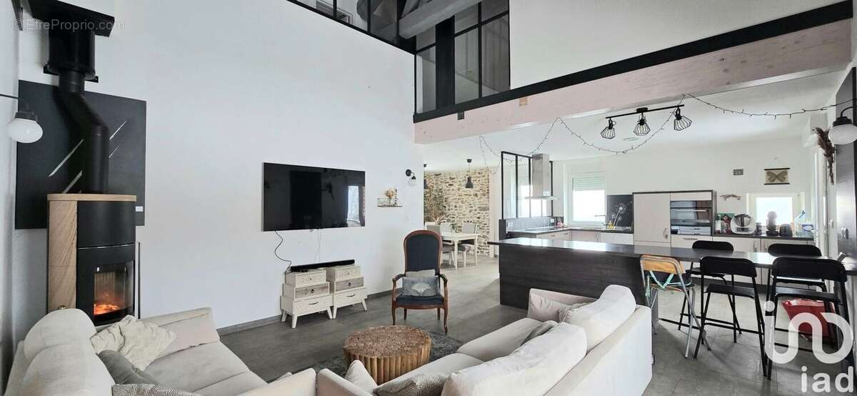 Photo 3 - Maison à SAINT-ETIENNE