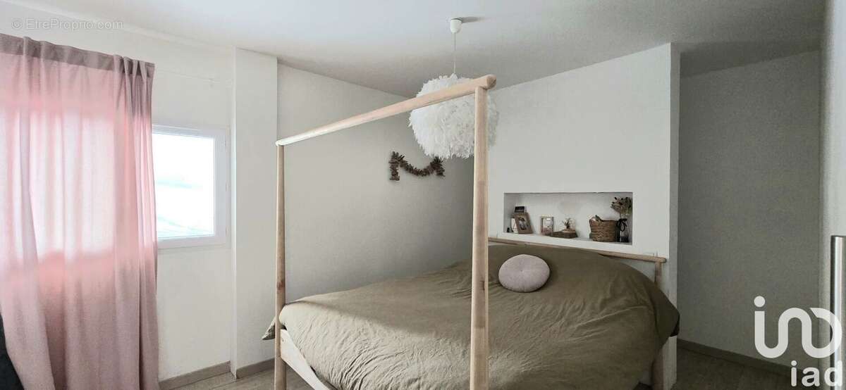 Photo 8 - Maison à SAINT-ETIENNE