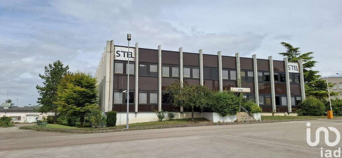 Photo 3 - Commerce à PONT-SAINTE-MARIE