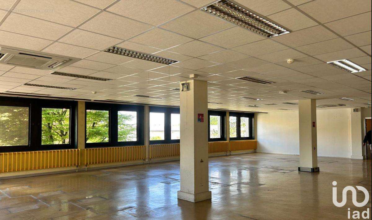 Photo 7 - Commerce à PONT-SAINTE-MARIE