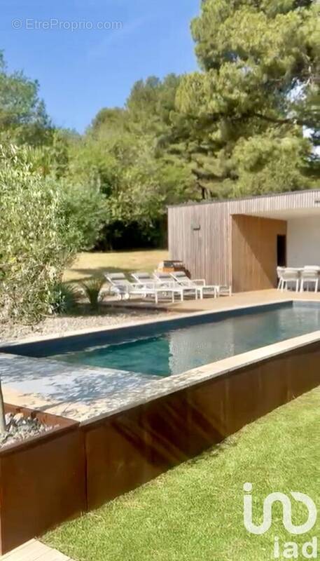 Photo 1 - Maison à LEZIGNAN-CORBIERES