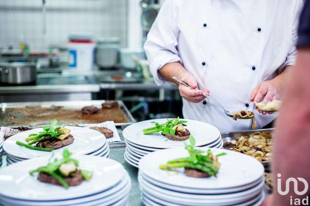 Photo 2 - Commerce à SAINT-MEDARD-EN-JALLES