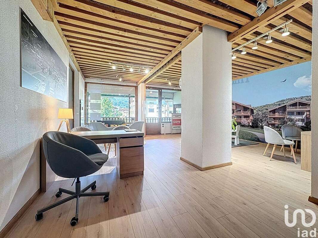 Photo 4 - Commerce à SAMOENS