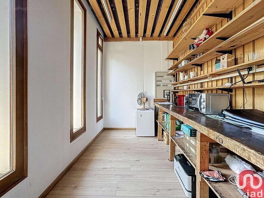 Photo 6 - Commerce à SAMOENS