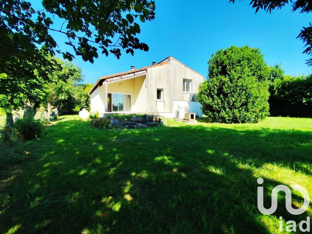 Photo 1 - Maison à BESSINES