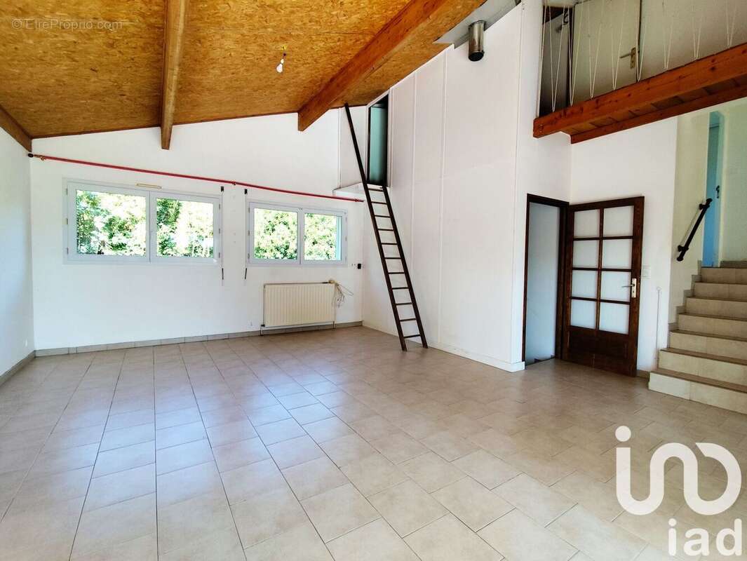 Photo 2 - Maison à BESSINES