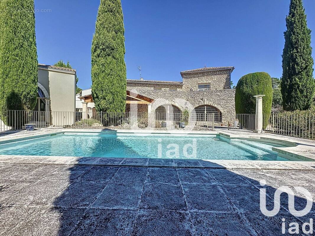 Photo 1 - Maison à CHATEAUNEUF-DE-GADAGNE