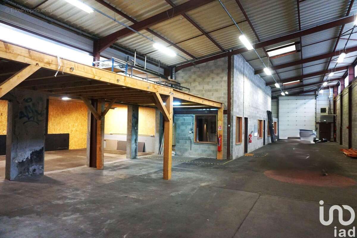 Photo 4 - Commerce à BESANCON