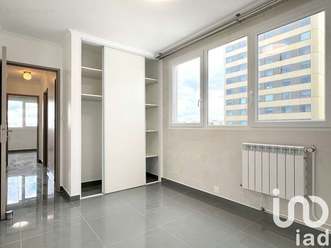 Photo 9 - Appartement à BAGNOLET