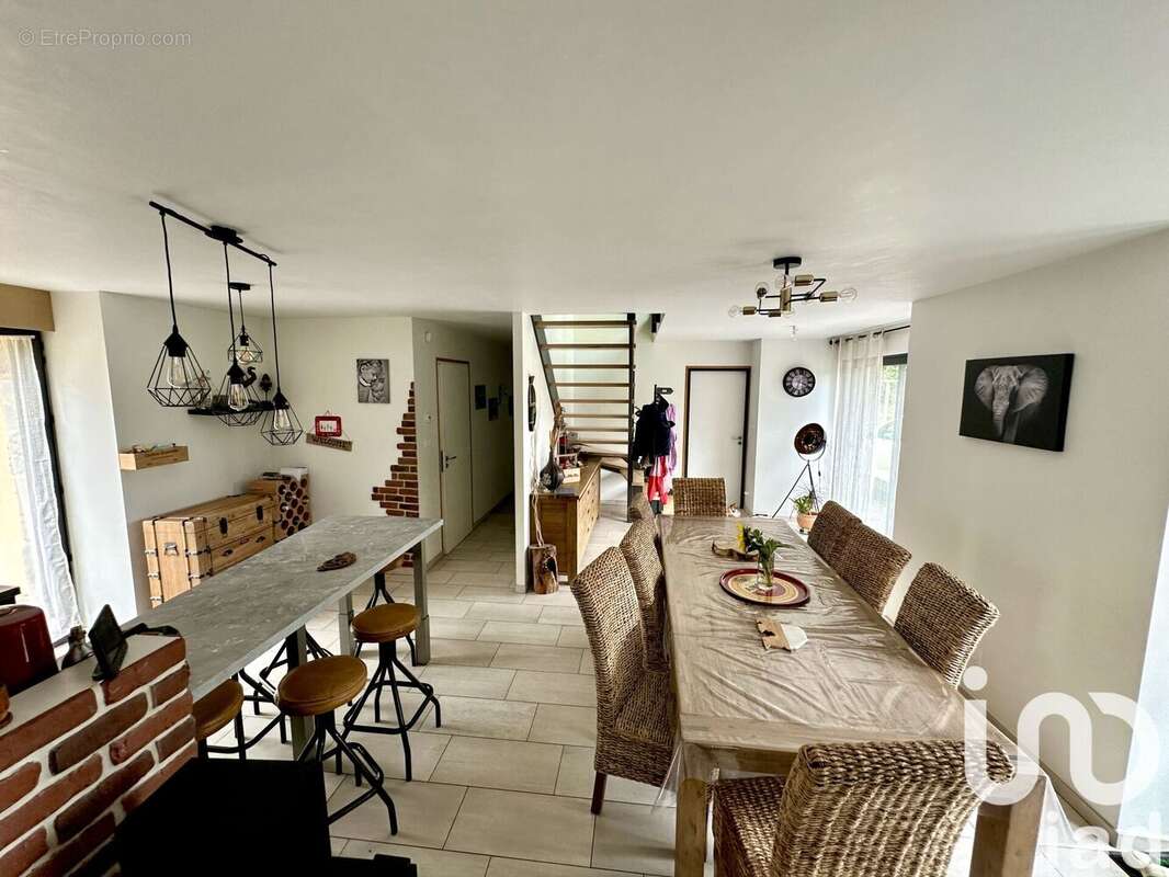 Photo 2 - Maison à GUILLIERS