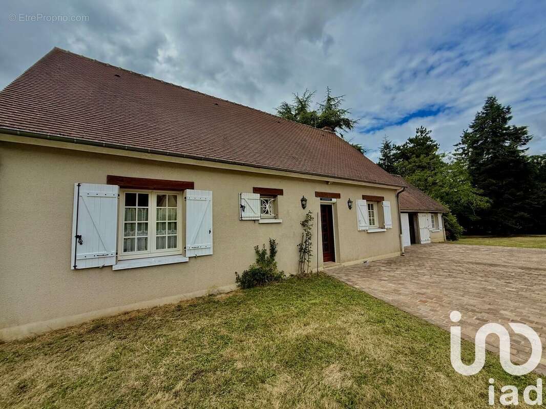 Photo 2 - Maison à VRIGNY